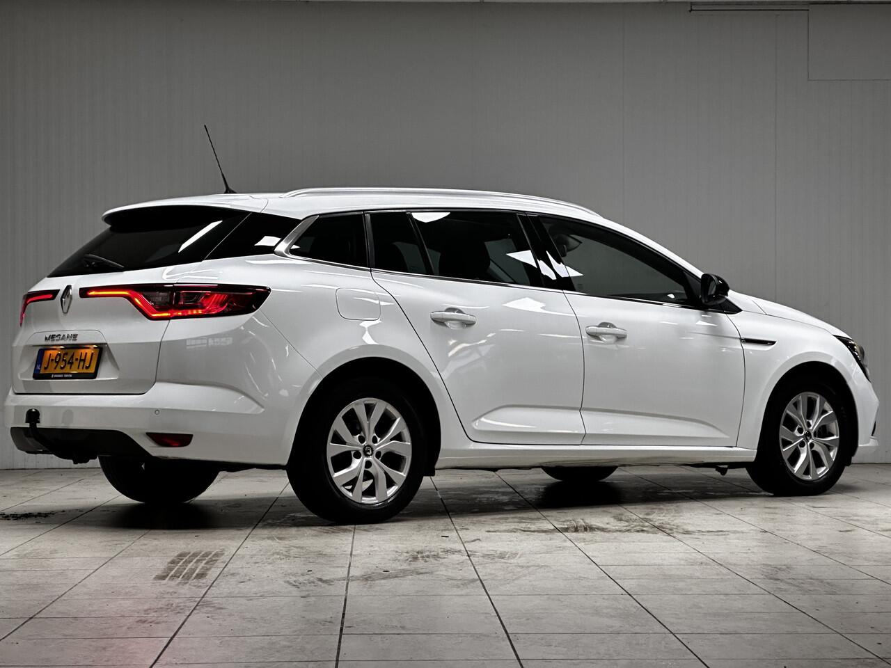 Renault MEGANE Estate 1.3 TCe Limited /Trekhaak! /Keyless /Apple + Android /DAB+! /Navi /Climat /Cruise /Elek. pakket /Bluetooth /Regensensor /16"LMV /Extra getint glas /PDC V+A /Mistlampen /Isofix /Armsteun.