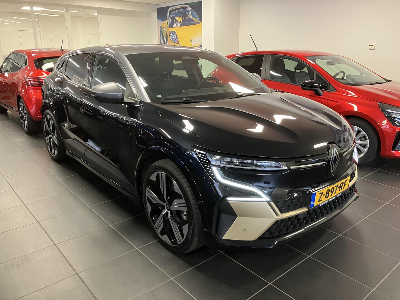 Renault MEGANE E-Tech EV60 Optimum Charge Iconic * WARMTEPOMP, ADAPTIEVE CC, LEER, 360 CAMERA, STOEL/STUURVERW.*