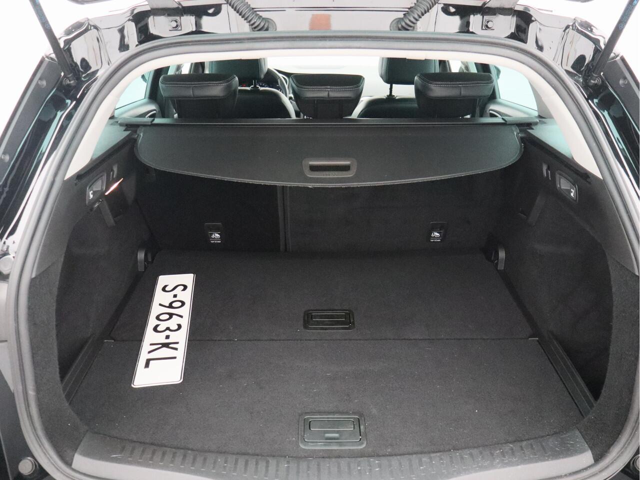 Renault MEGANE Estate 1.3 TCe 140 Techno/ trekhaak/ automaat/ zeer mooi!