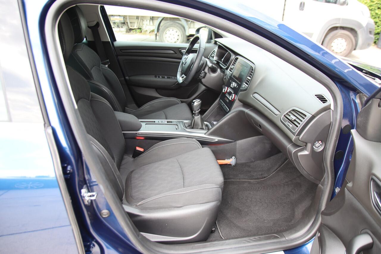 Renault MEGANE Estate 1.3 TCe Limited Clima, Carplay, Cruise, 1e eig, NL auto Aanbieding!