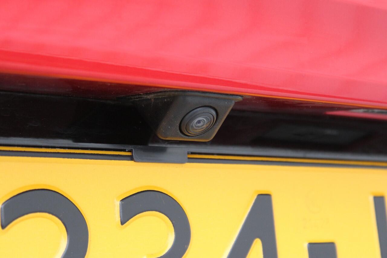 Renault MEGANE E-Tech EV60 Optimum Charge Techno | Incl. 12 maanden garantie | Trekhaak | Apple carplay/Android auto | Parkeercamera | Stoel/stuurverwarming | Climate control | Navigatie |