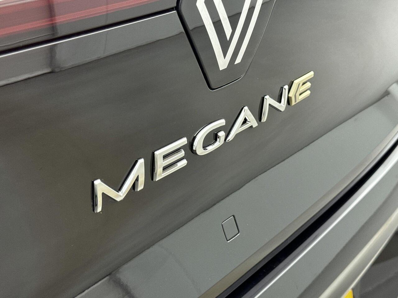 Renault MEGANE E-Tech Comfort Range Techno 60 kWh 220PK | Navigatie met Google Integratie | Climate Control | Cruise Control Adaptief | Apple Carplay/Android Auto | Harman Kardon Premium Audio | Warmtepomp | Pack Winter | Parkeersensoren incl. Camera |