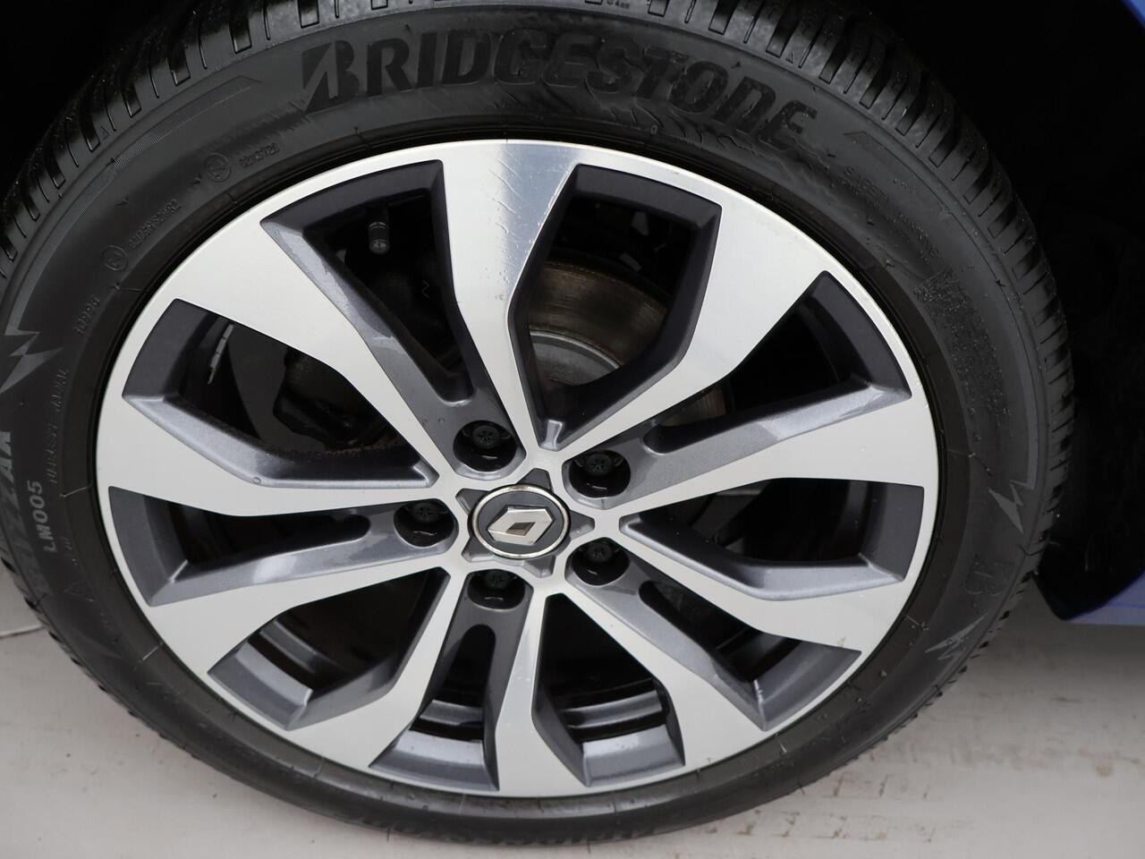 Renault MEGANE Estate 1.3 TCe 140 PK AUTOMAAT INTENS + TREKHAAK 1700 KG | SFEERVERLICHTING | 17 INCH | FULL LED | CARPLAY