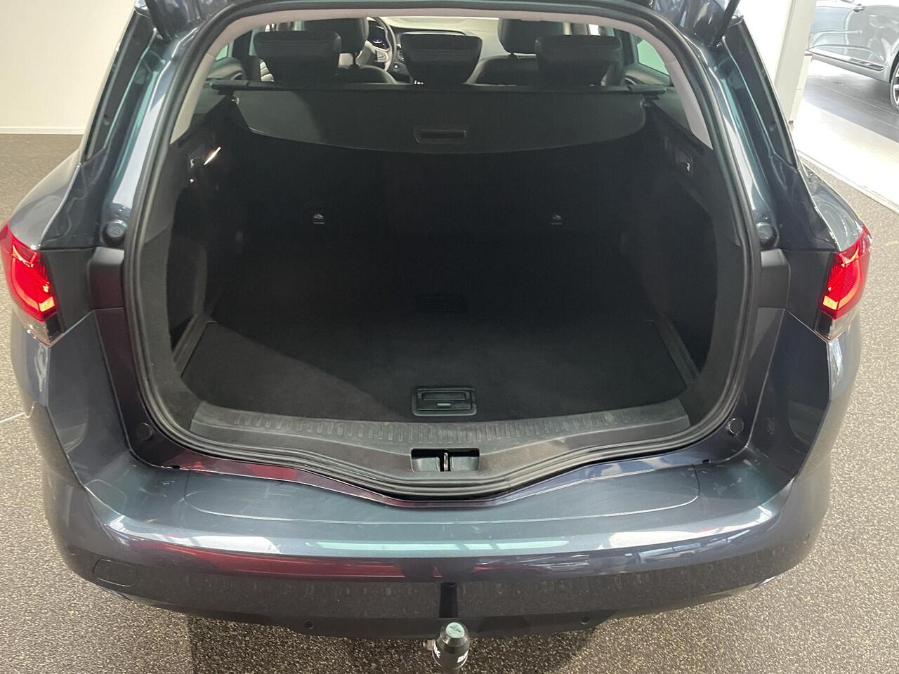 Renault MEGANE Estate 1.3 TCe 140 Techno Climate controle | Navigatie | Camera