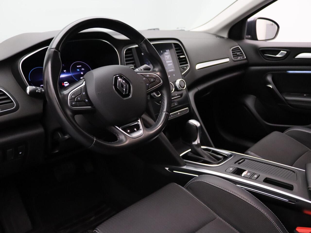 Renault MEGANE Estate E-Tech Plug-In Hybrid 160pk Techno Automaat Camera | Cruise | Navi | Parkeersens. v+a | Stoel-/stuurverw.