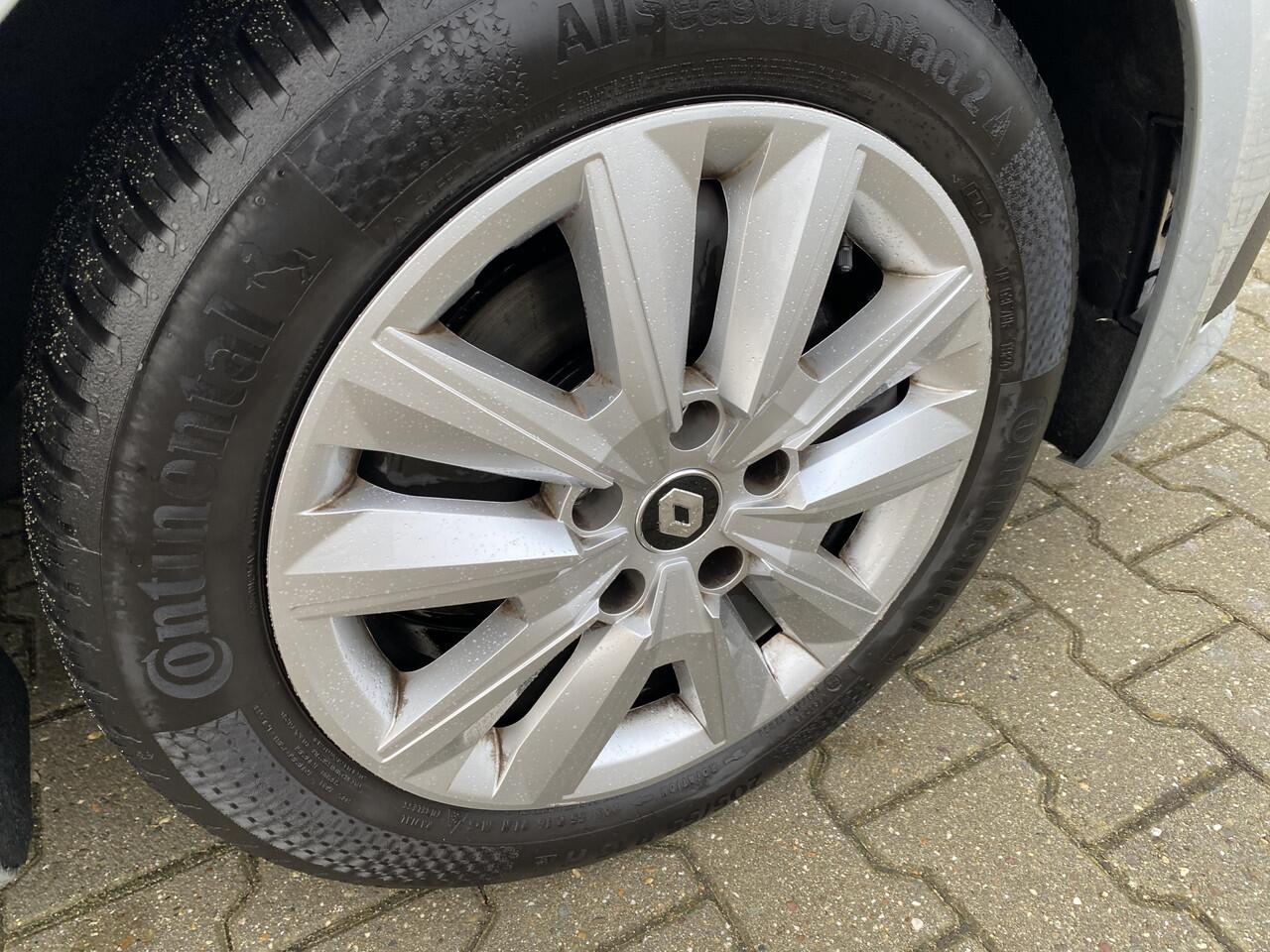 Renault MEGANE Estate 1.3 TCe 140 Equilibre Cruise Control, App-Connect & Climate Control