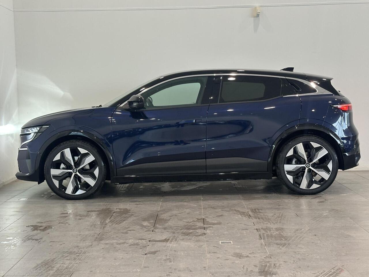 Renault MEGANE E-Tech Techno 220 Comfort Range 60 kWh | Pack Winter | Pack Advanced Drive Assist | Van: ¤ 43.059,- nu rijklaar voor: ¤ 39.445,-