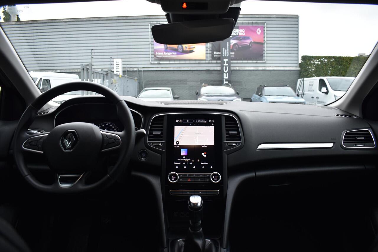 Renault MEGANE Estate TCe 140 Techno | CAMERA | NAVI | CRUISE CONTROL | APPLECARPLAY/ANDROIDAUTO | ALL-SEASONBANDEN | CLIMATE CONTROL | PDC | LMV