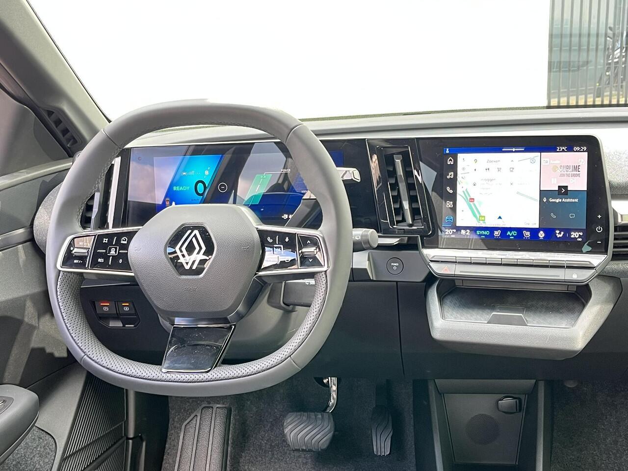 Renault MEGANE E-Tech comfort range Evolution 60 kWh | Google Navigatie | Verwambare voorstoelen en stuurwiel |