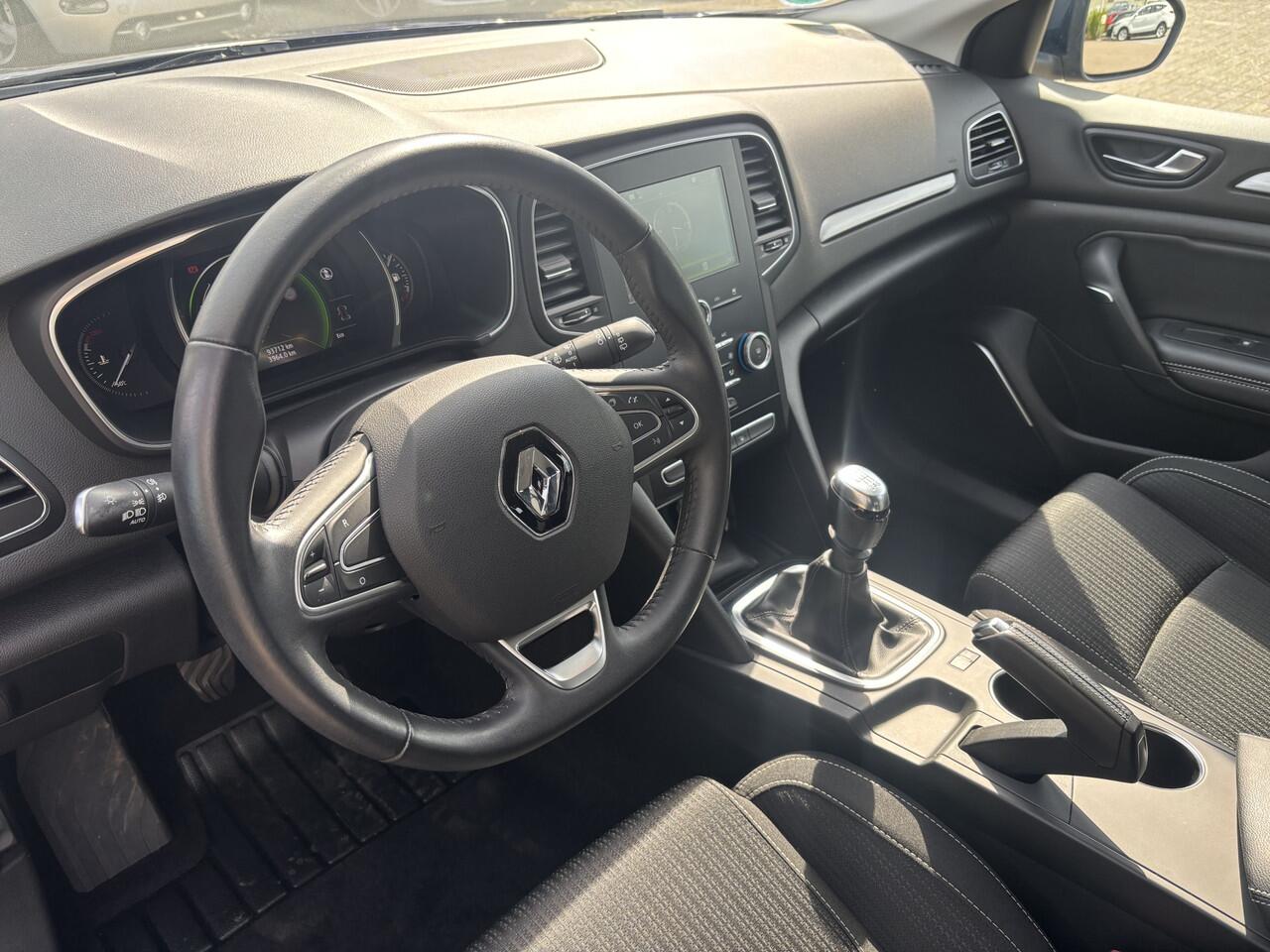 Renault MEGANE Estate 1.3 TCe Limited Carplay / Camera / Parkeersensoren