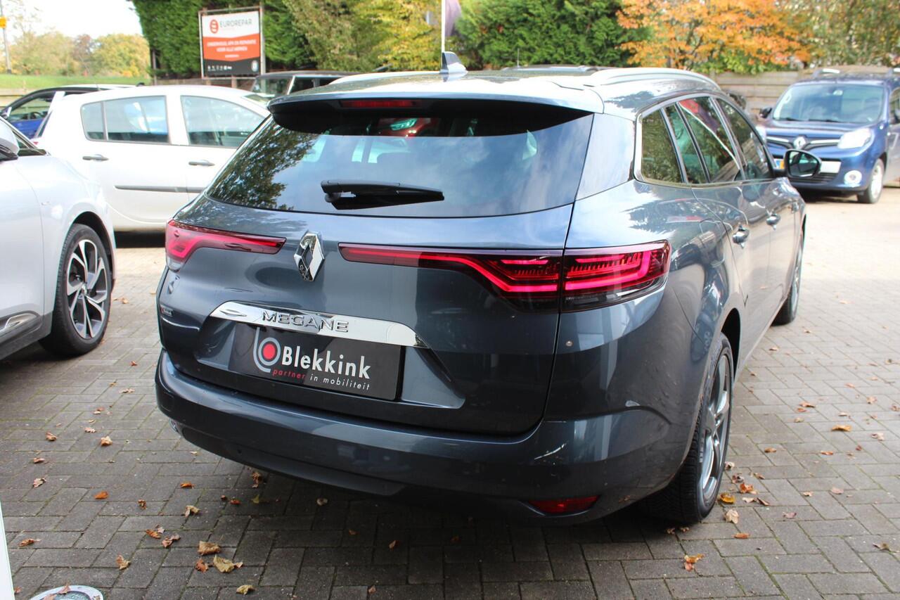 Renault MEGANE Estate 1.3 TCe Intens 140 pk Navigatie, Cruise control, stoel/stuur verw., Clima,17LMV
