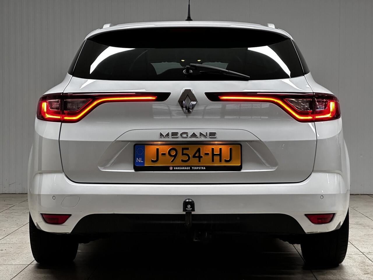 Renault MEGANE Estate 1.3 TCe Limited /Trekhaak! /Keyless /Apple + Android /DAB+! /Navi /Climat /Cruise /Elek. pakket /Bluetooth /Regensensor /16"LMV /Extra getint glas /PDC V+A /Mistlampen /Isofix /Armsteun.