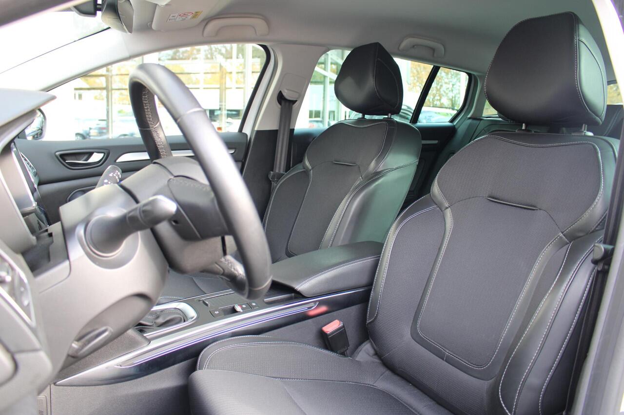 Renault MEGANE Estate 1.3 TCe 140 Techno | Trekhaak | Automaat | Dodehoek detectie | Achterruitrij Camera | All Season banden