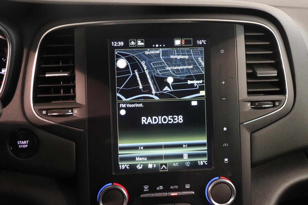 Renault MEGANE 1.3 TCe Bose | Camera | Automaat | BOSE audio | Navigatie | Trekhaak | Key-less | Climate control |