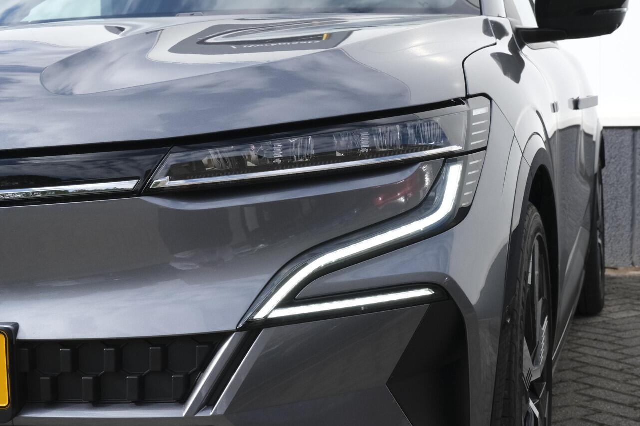 Renault MEGANE E-Tech Comfort Range Techno 60 kWh 220PK | Google Navigatie | Stoel- en Stuurverwarming | Adaptieve Cruise Control | 20'' Inch Lichtmetalen Velgen | Apple CarPlay & Android Auto