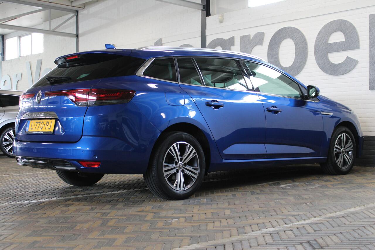Renault MEGANE Estate 1.3 TCe Intens | Incl. 12 maanden garantie | Adaptieve cruise control | Apple carplay/Android auto | Schuif/kantel dak | Parkeercamera | Climate control | DAB radio | BOSE audio |