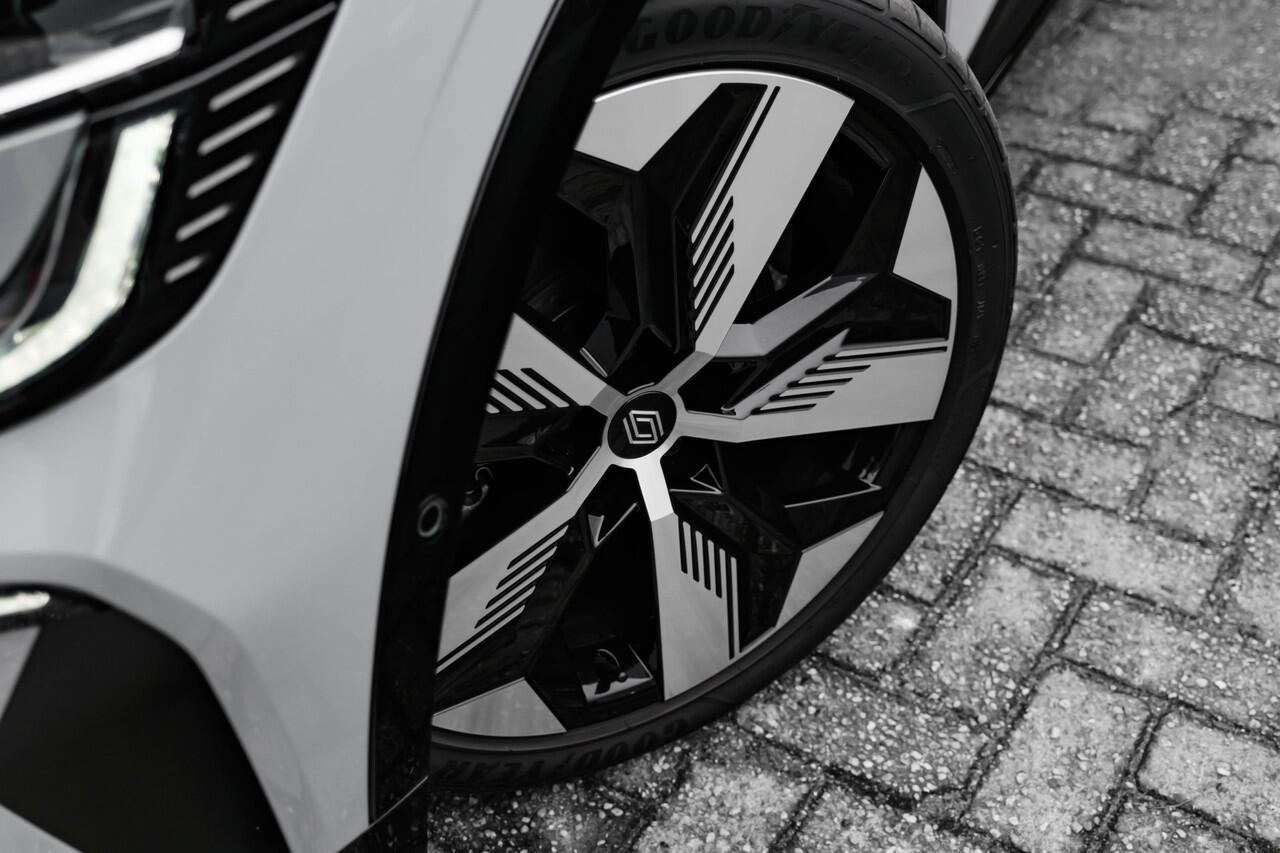 Renault MEGANE E-Tech EV60 130 PK Optimum Charge Business Edition Plus | Pakket City | Winter | Advance Drive assist | 20 " Soren LM velgen