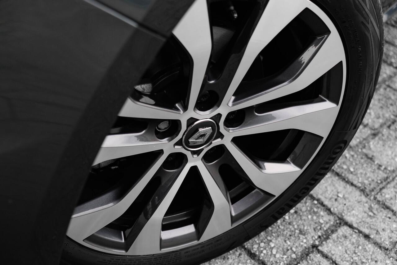 Renault MEGANE Estate 1.3 TCe 140 PK Techno | Automaat | Camera achter | LM Velgen | 1700 kg aanhanger gewicht | vraag naar de beschikbaarheid | | incl. Bovag rijklaarpakket met 12 maanden garantie |