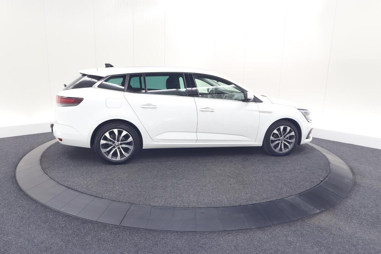 Renault MEGANE Estate TCe 140 EDC Techno | Trekhaak | Camera | Navigatie | 9.3 Inch Groot Scherm