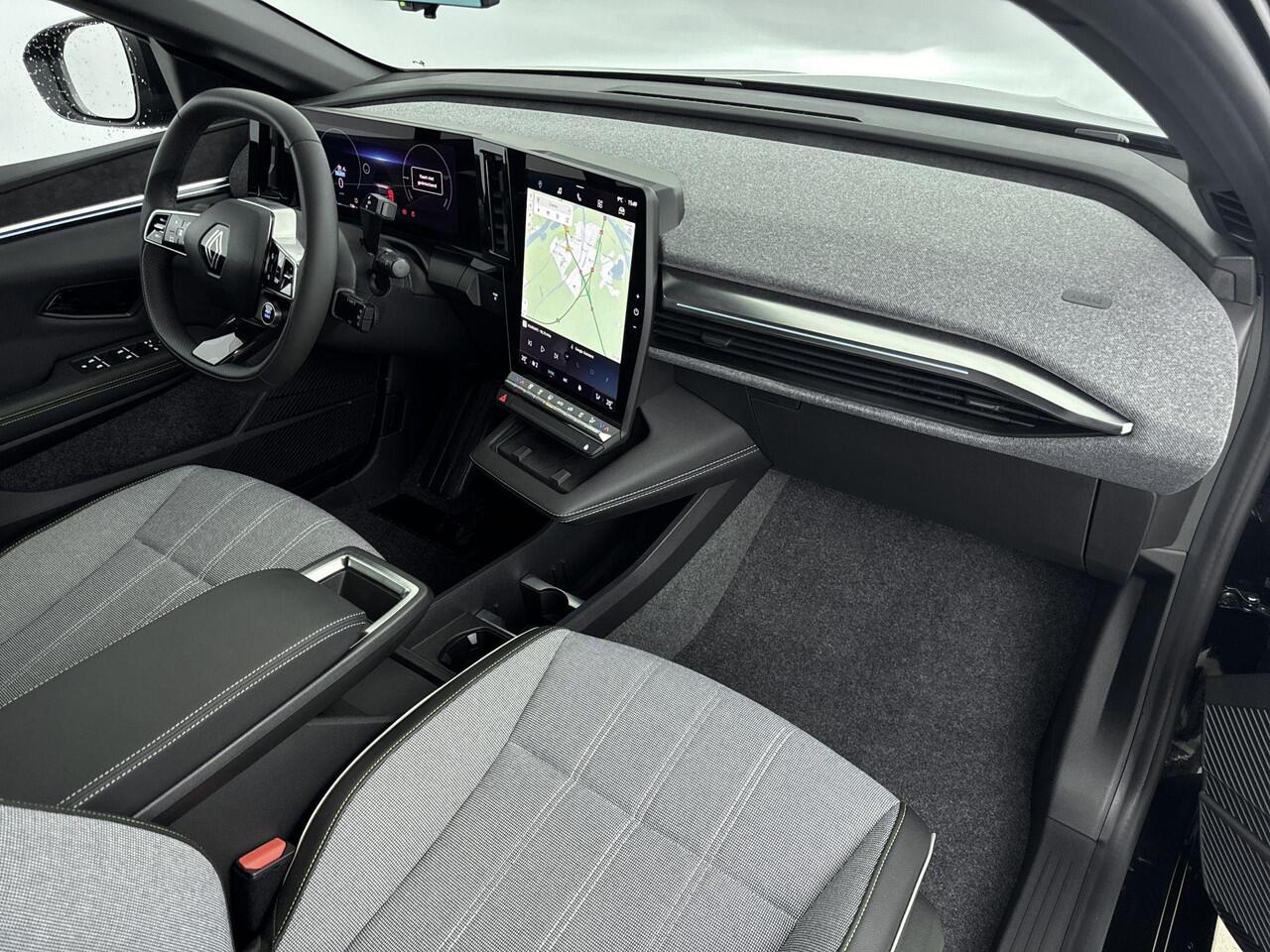 Renault MEGANE E-Tech EV60 Optimum Charge Techno | Navigatie met Google Integratie | Climate Control | Cruise Control Adaptief | Apple Carplay/Android Auto | Harman Kardon Premium Audio | Warmtepomp | Pack Winter | Parkeersensoren incl. Camera |