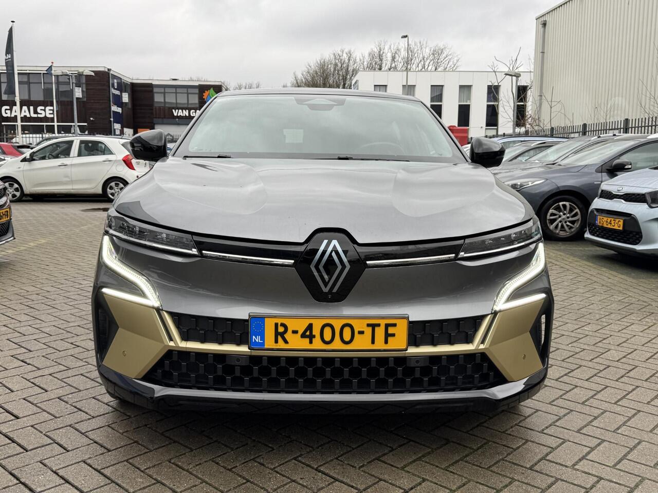 Renault MEGANE E-Tech EV60 Optimum Charge Iconic | stoel verwarming | digitale binnen spiegel | blinde hoek detectie | adaptive cruise control |