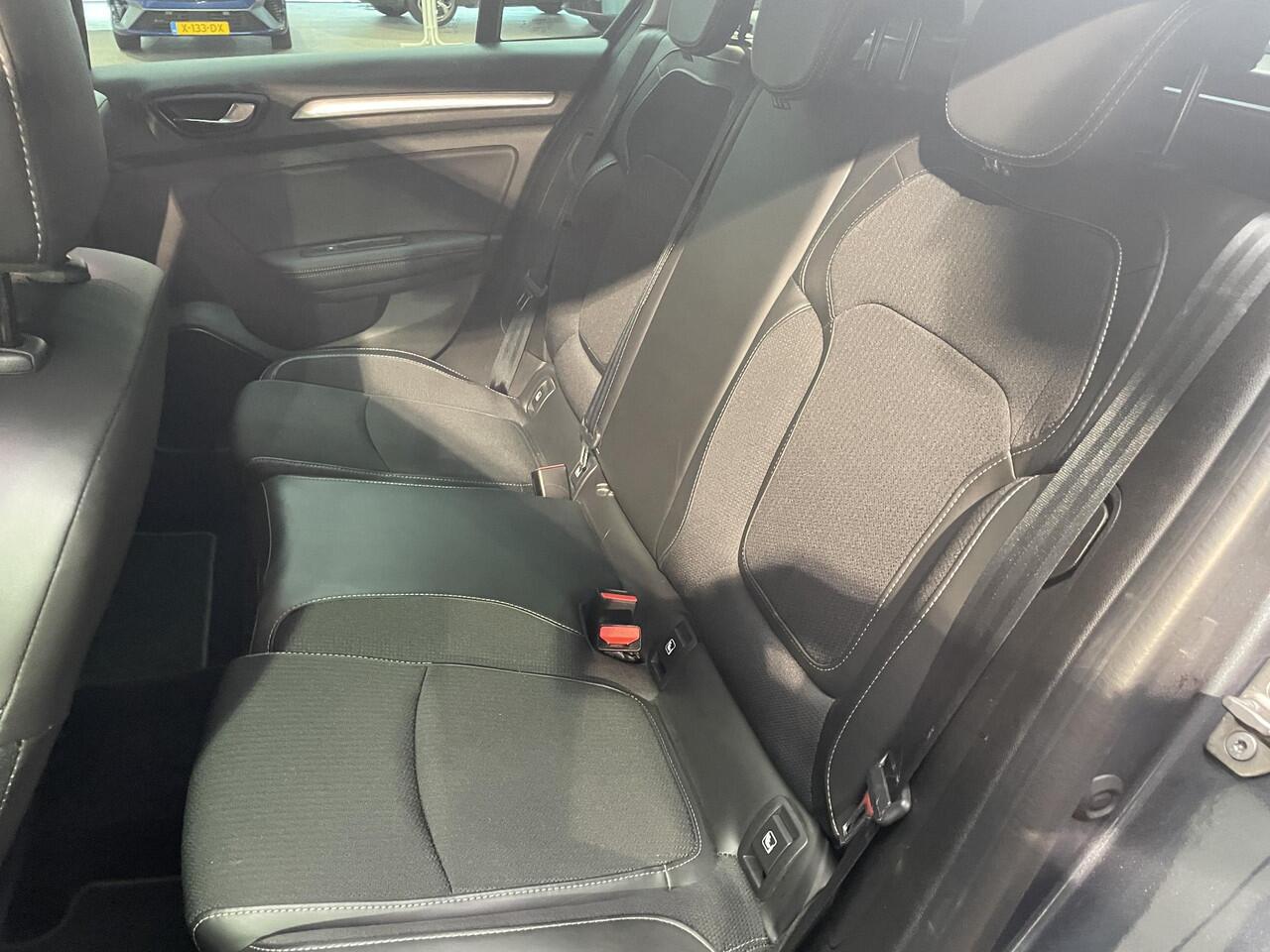 Renault MEGANE Estate 1.3 TCe 140 Techno Climate controle | Navigatie | Camera