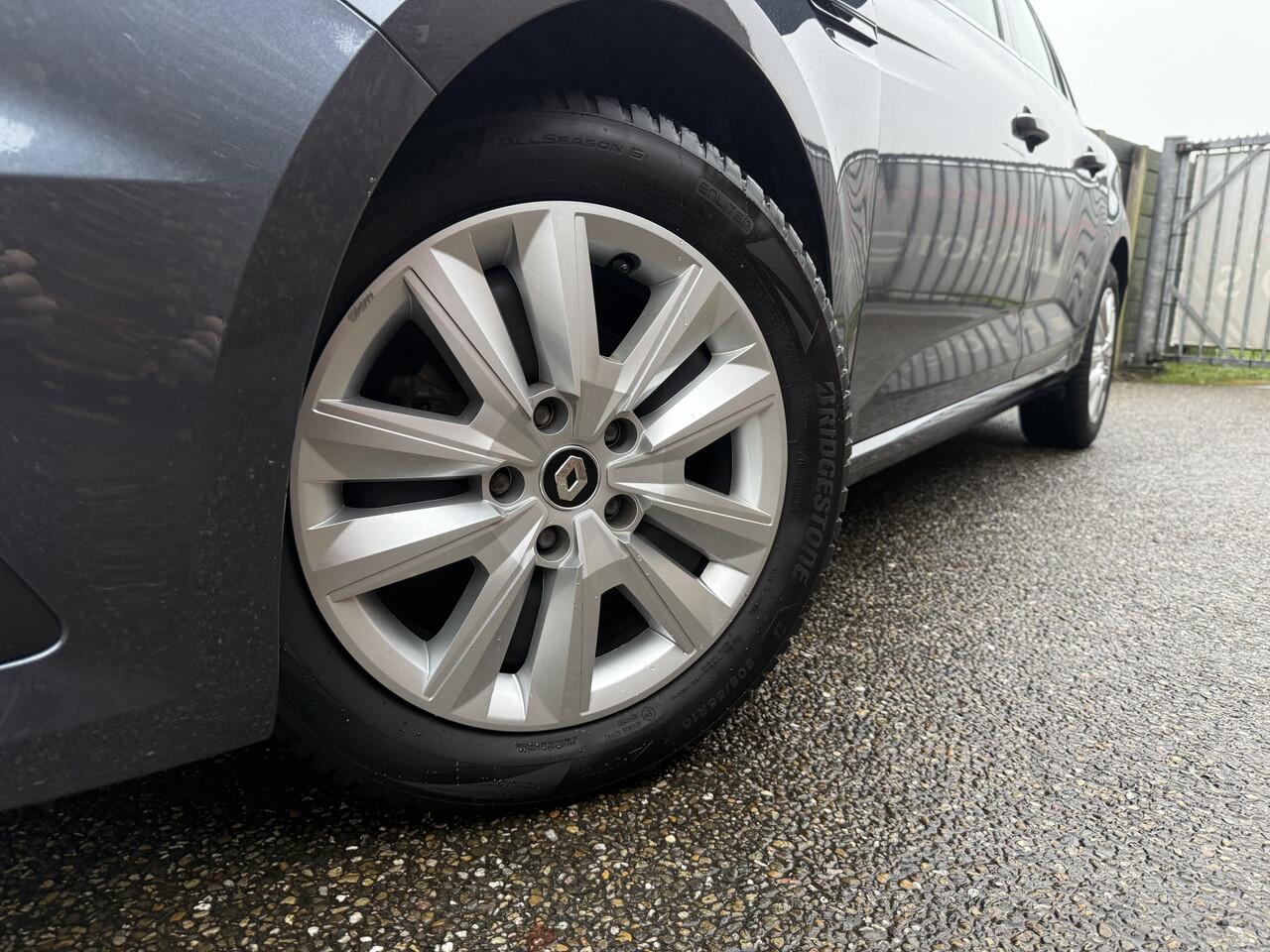 Renault MEGANE Estate 1.3 TCe 140 Equilibre NL-auto, BTW-auto