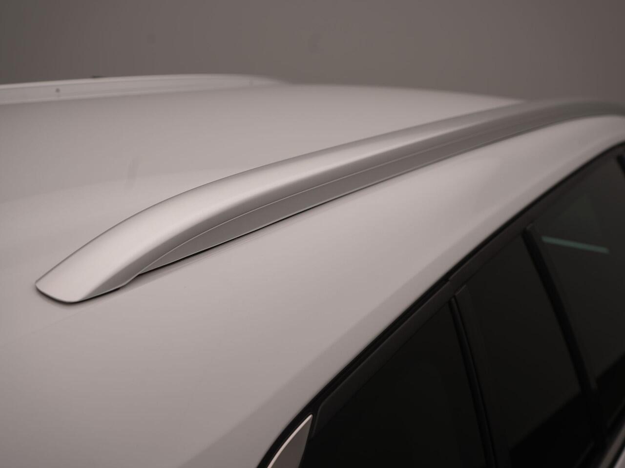 Renault MEGANE Estate TCe 140 Intens - RIJKLAARPRIJS - Trekhaak - Dealeronderhouden