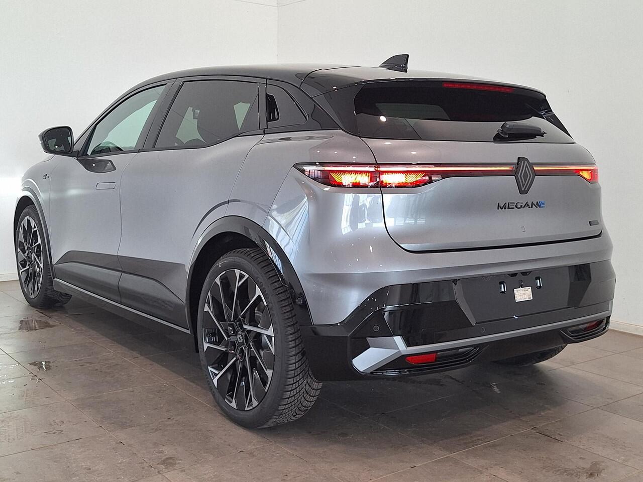 Renault MEGANE E-Tech Esprit Alpine 220 Comfort Range 60 kWh | All season banden | Pack Driving & Sound | Van: ¤ 44.359,- nu rijklaar voor: ¤ 42.359,-