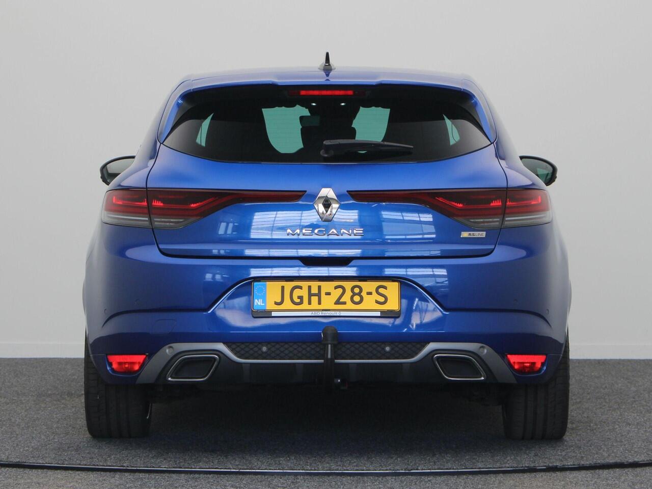 Renault MEGANE TCe 160pk R.S. Line | Head up display | Digitale cockpit | Parkeersensoren rondom | Trekhaak | Stoelverwarming |