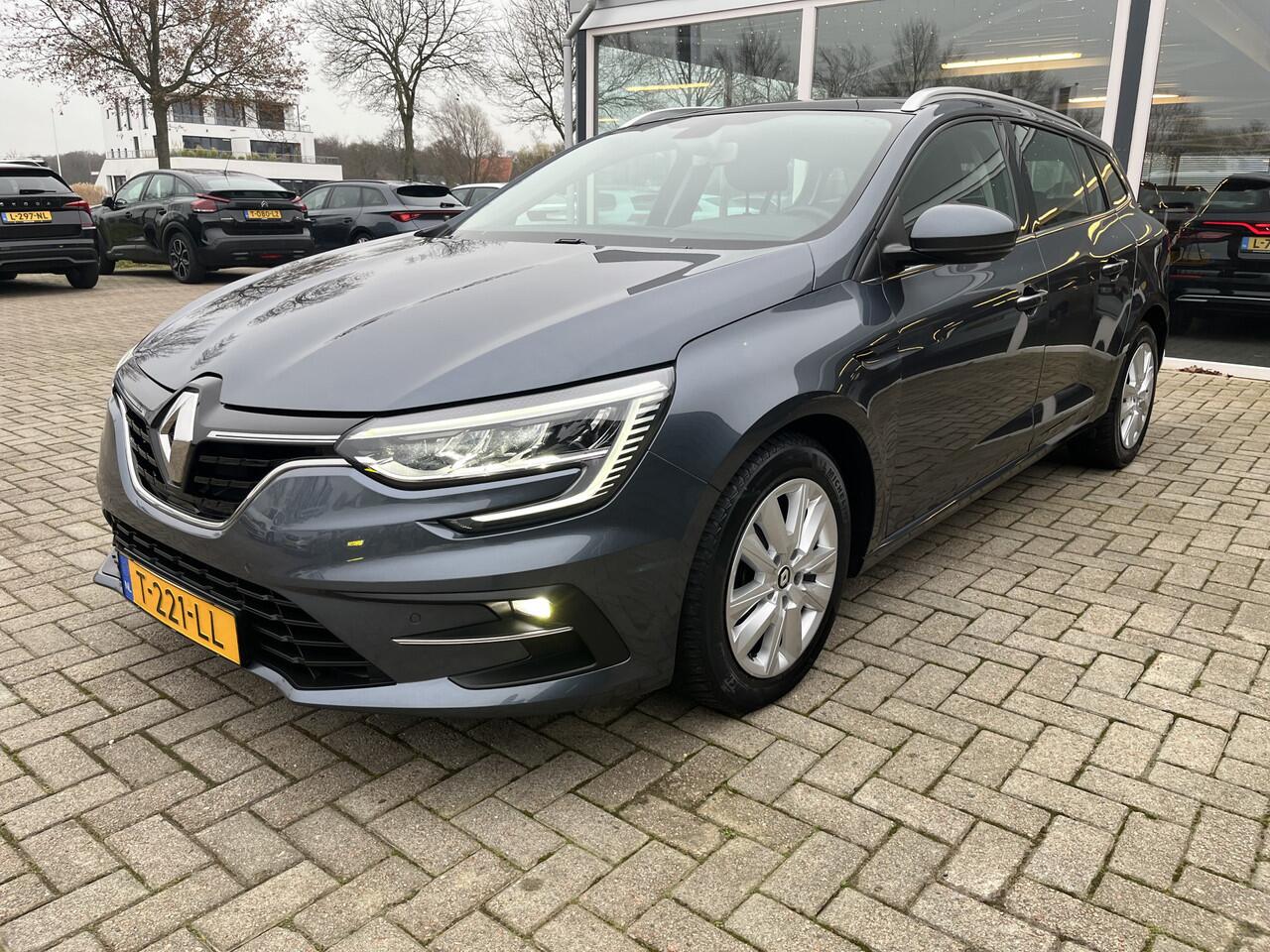 Renault MEGANE Estate 1.3 TCe 140 Equilibre Led / Clima / LMV 50%deal 8475,- ACTIE