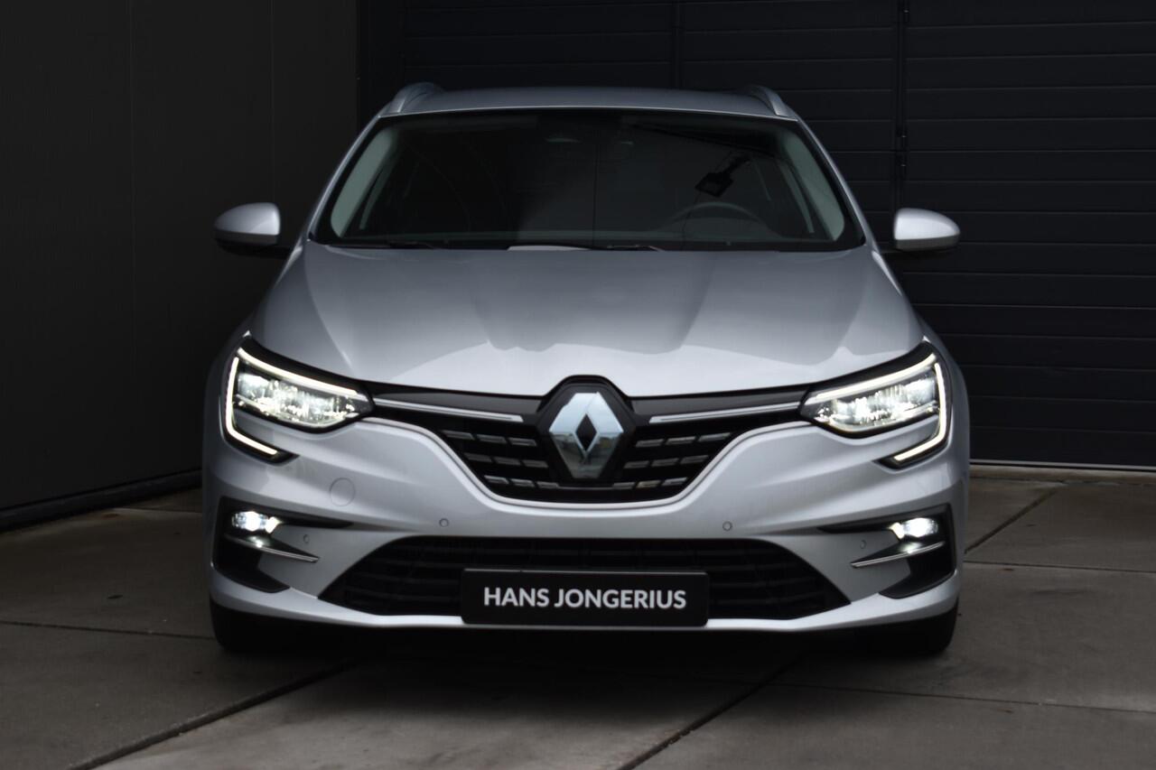 Renault MEGANE Estate TCe 140 Techno | CAMERA | NAVI | CRUISE CONTROL | APPLECARPLAY/ANDROIDAUTO | ALL-SEASONBANDEN | CLIMATE CONTROL | PDC | LMV
