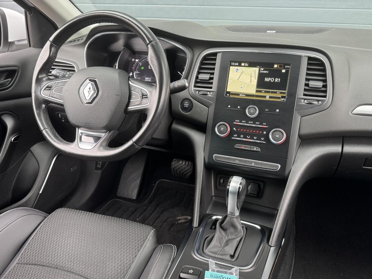 Renault MEGANE ESTATE 1.3 TCE BOSE I AUTOMAAT I APPLE CARPLAY I CLIMATE CONTROL I CRUISE CONTROL I NAVIGATIE