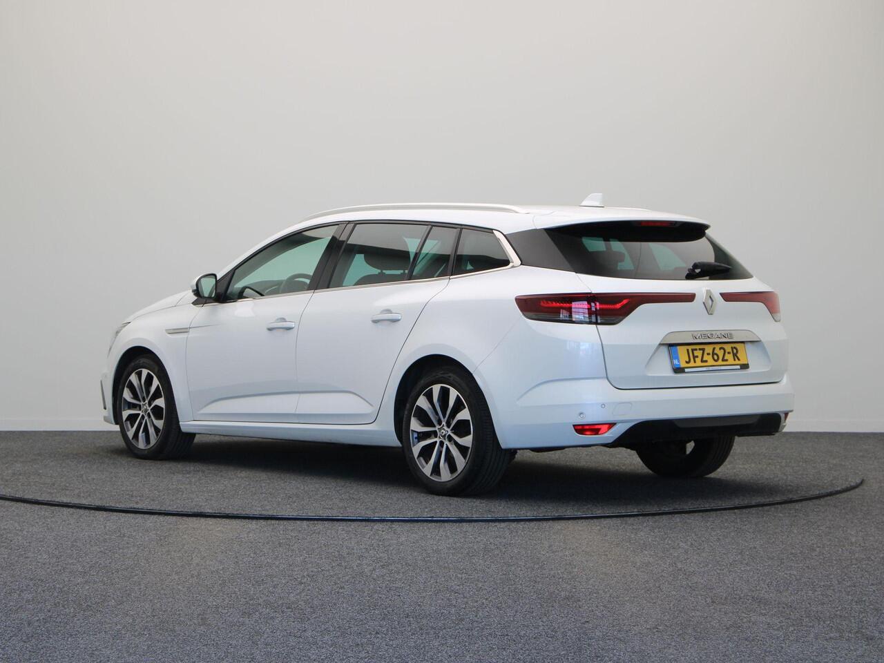 Renault MEGANE Estate TCe 140pk Techno | Stoel- en stuurverwarming | Automatisch inparkeren | Parkeersensoren rondom | Dodehoekdetectie |