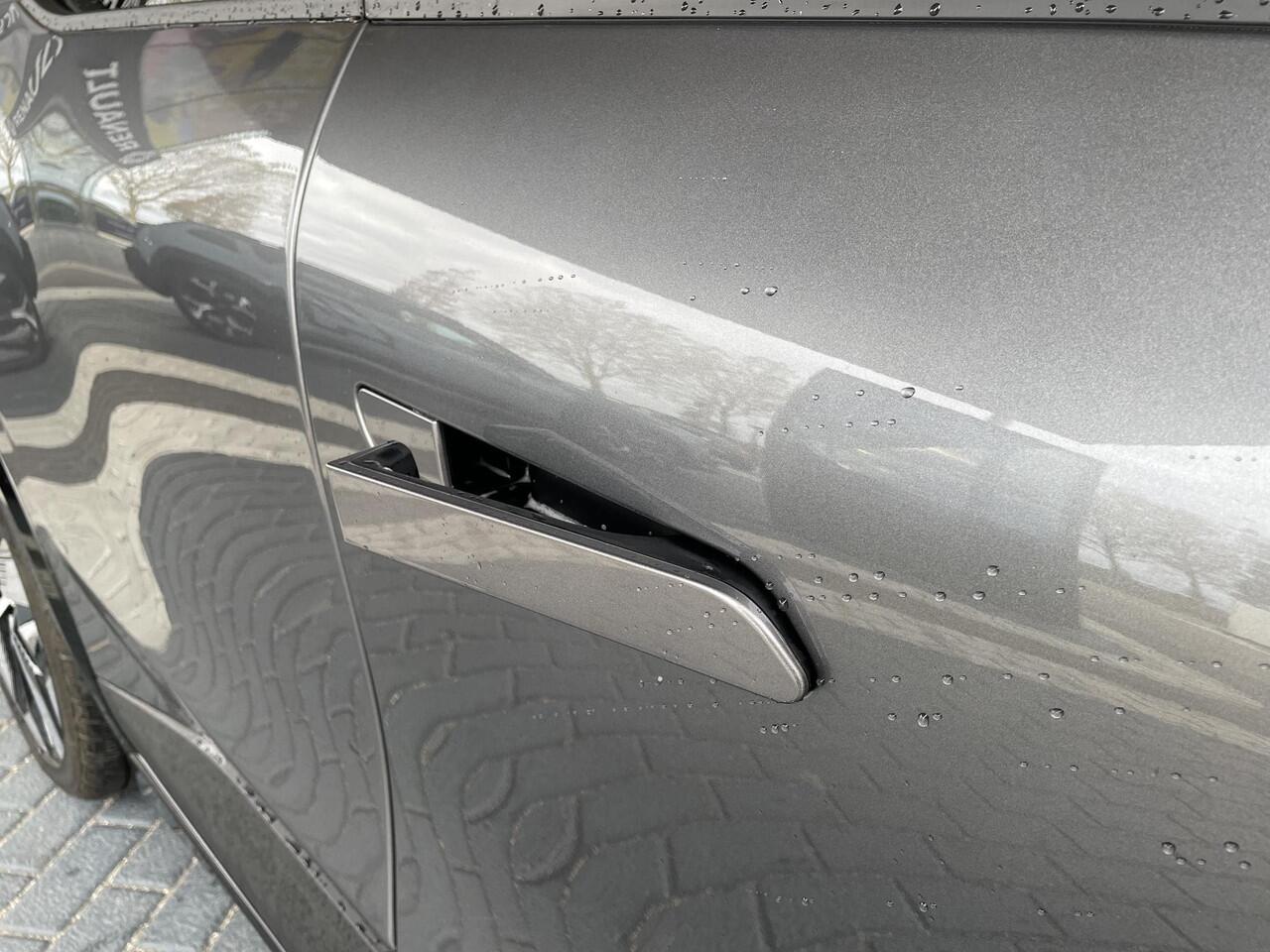 Renault MEGANE E-Tech comfort range techno 60 kWh / Demo Hillegom / Pack winter techno / pack advanced drive assist & augmented vision /