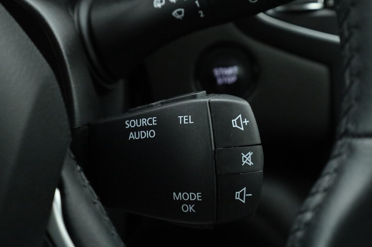 Renault MEGANE Estate 1.3 TCe Limited | Automaat | Navi | Camera | Apple CarPlay | All Seasons | Park Assist