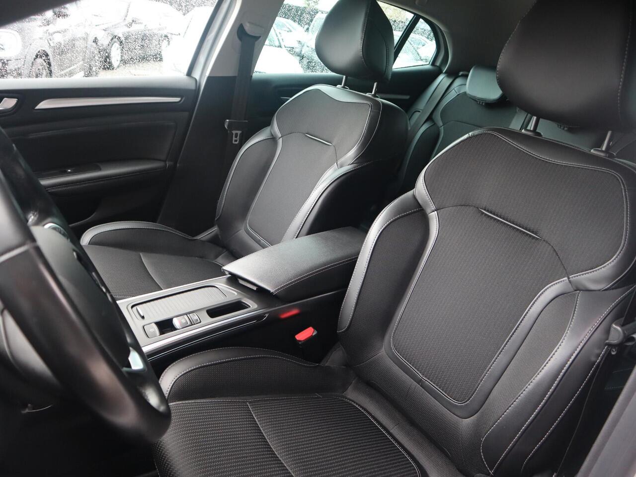 Renault MEGANE 1.6 E-Tech Plug-In Hybrid 160 Business Edition One | Clima | Cruise | Multimedia/Navi | Leder | PDC + Camera |