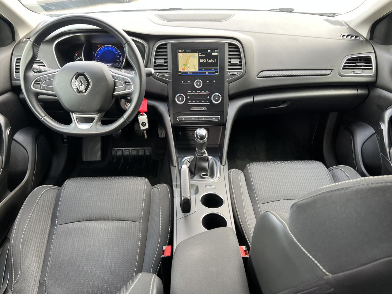 Renault MEGANE Estate 1.3 TCe 140 PK Business / Dealer onderhouden / Apple Carplay - Android Auto / Stoelverw. Climate / PDC V+A /