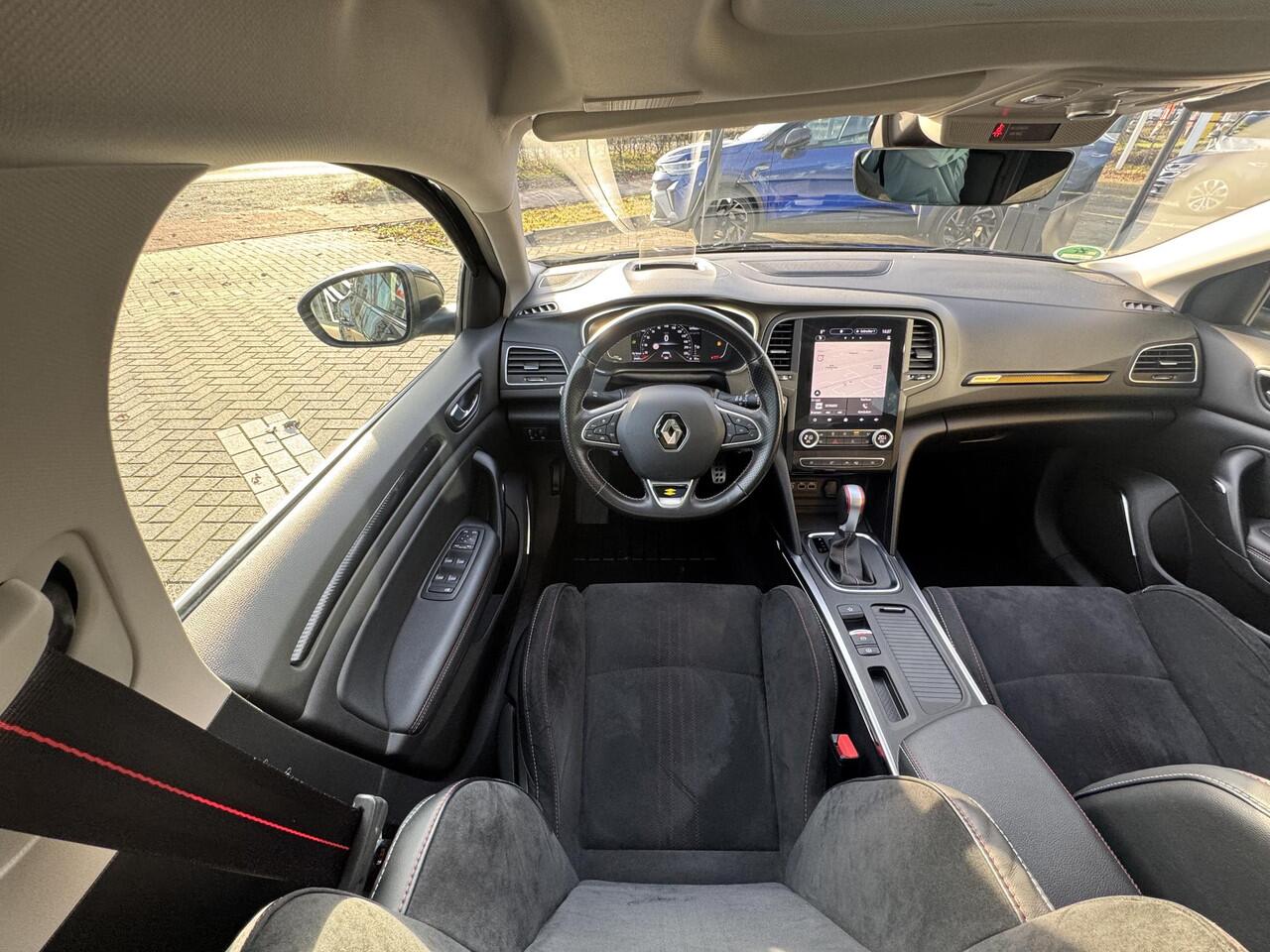 Renault MEGANE Estate TCe 160 EDC R.S. Line | Automaat | NL-Auto | 1e eigenaar | Dealer onderhouden |