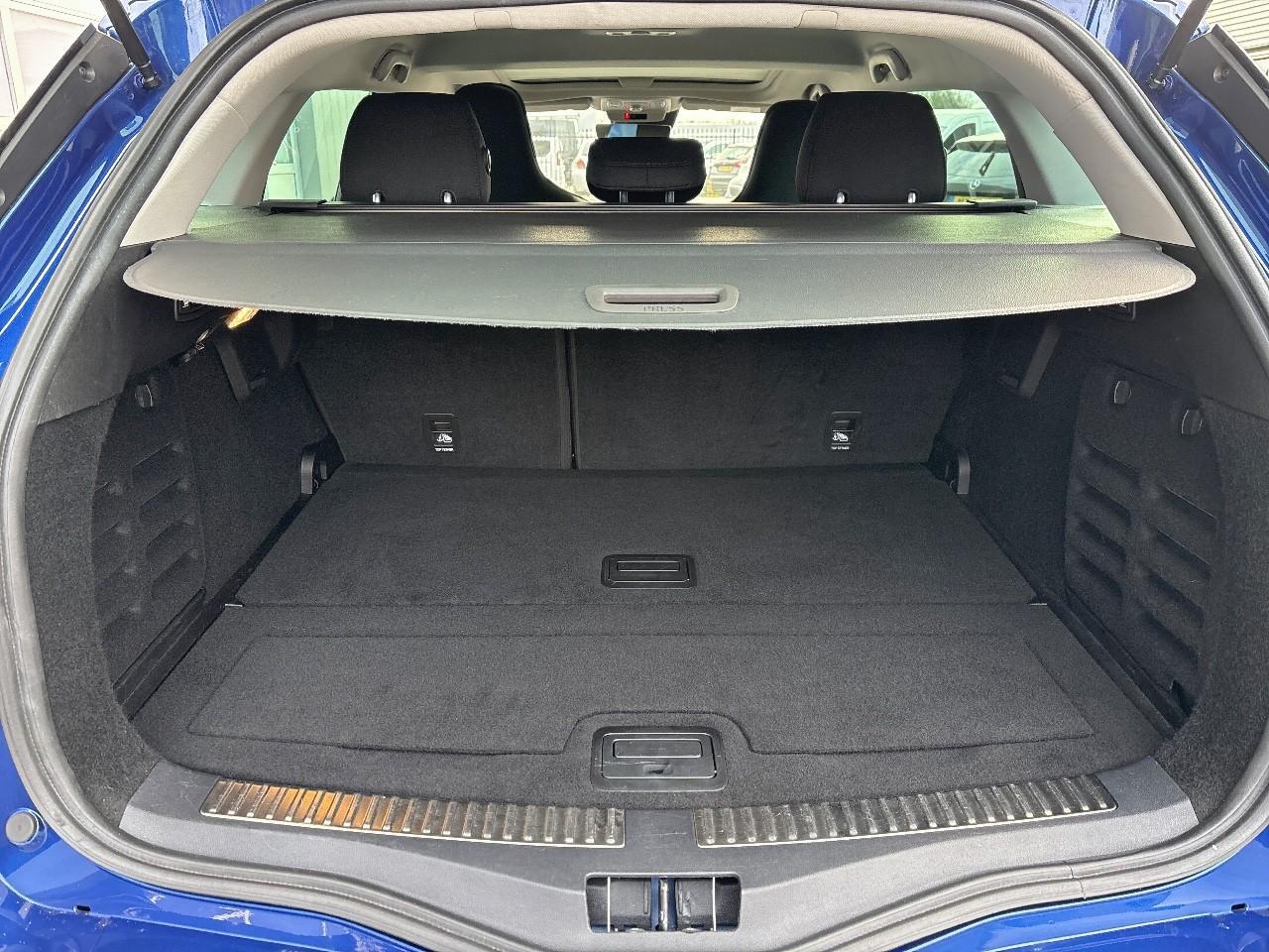 Renault MEGANE Estate 1.3 TCe R.S. Line