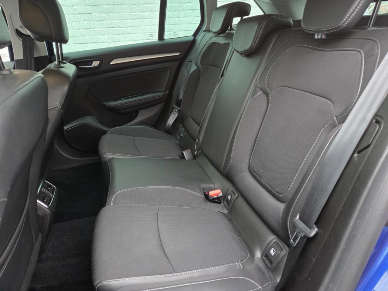 Renault MEGANE 1.3 TCe 140 Techno Automaat | Groot scherm | Navigatie | Trekhaa