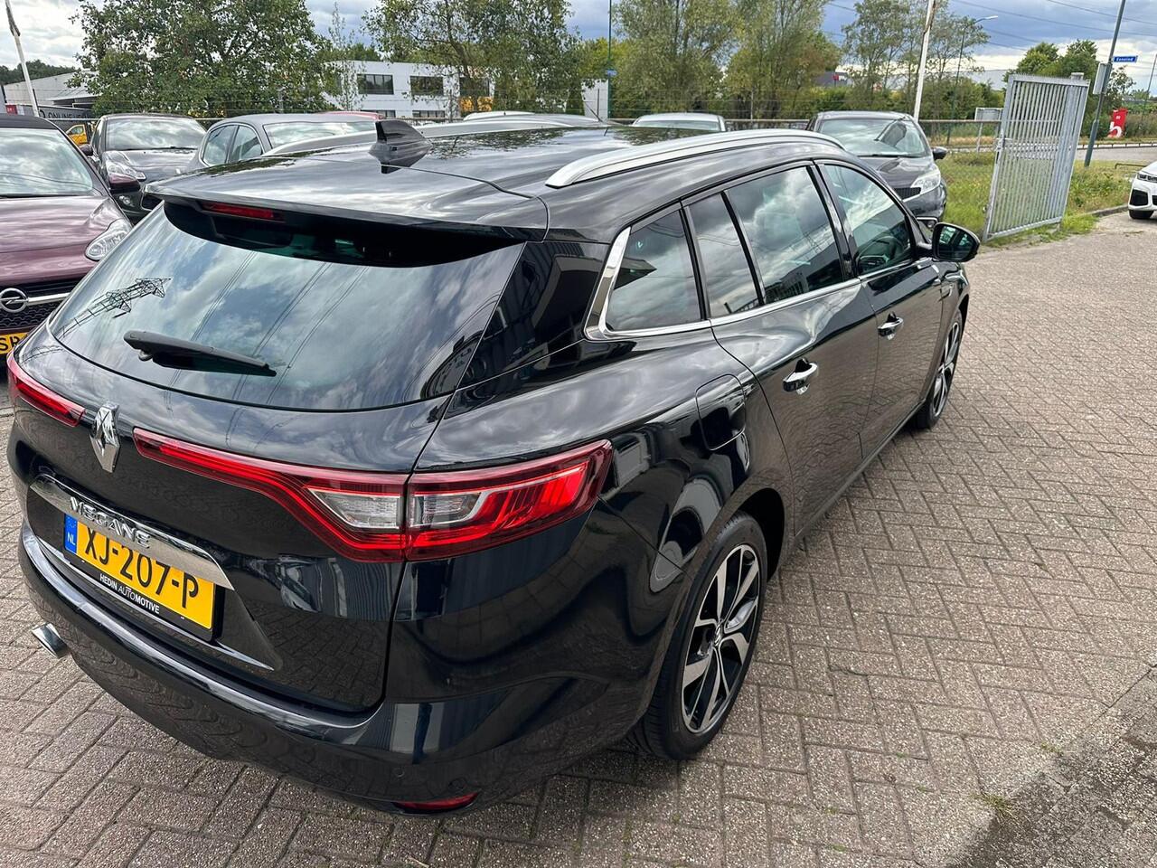 Renault MEGANE Estate 1.3 TCe Bose