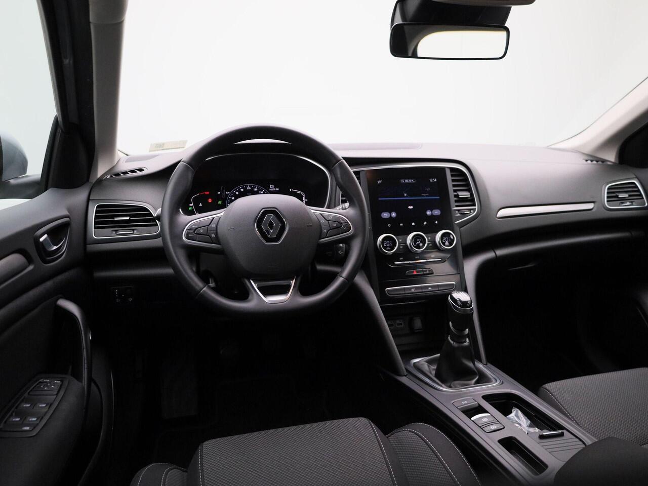 Renault MEGANE Estate TCe 140 Equilibre | Easy Link multimediasysteem met Apple CarPlay & Android Auto | Climate Control | Pack Style = lichtmetalen velgen + dakrails | Metaalkleur | Parkeersensoren v+a |