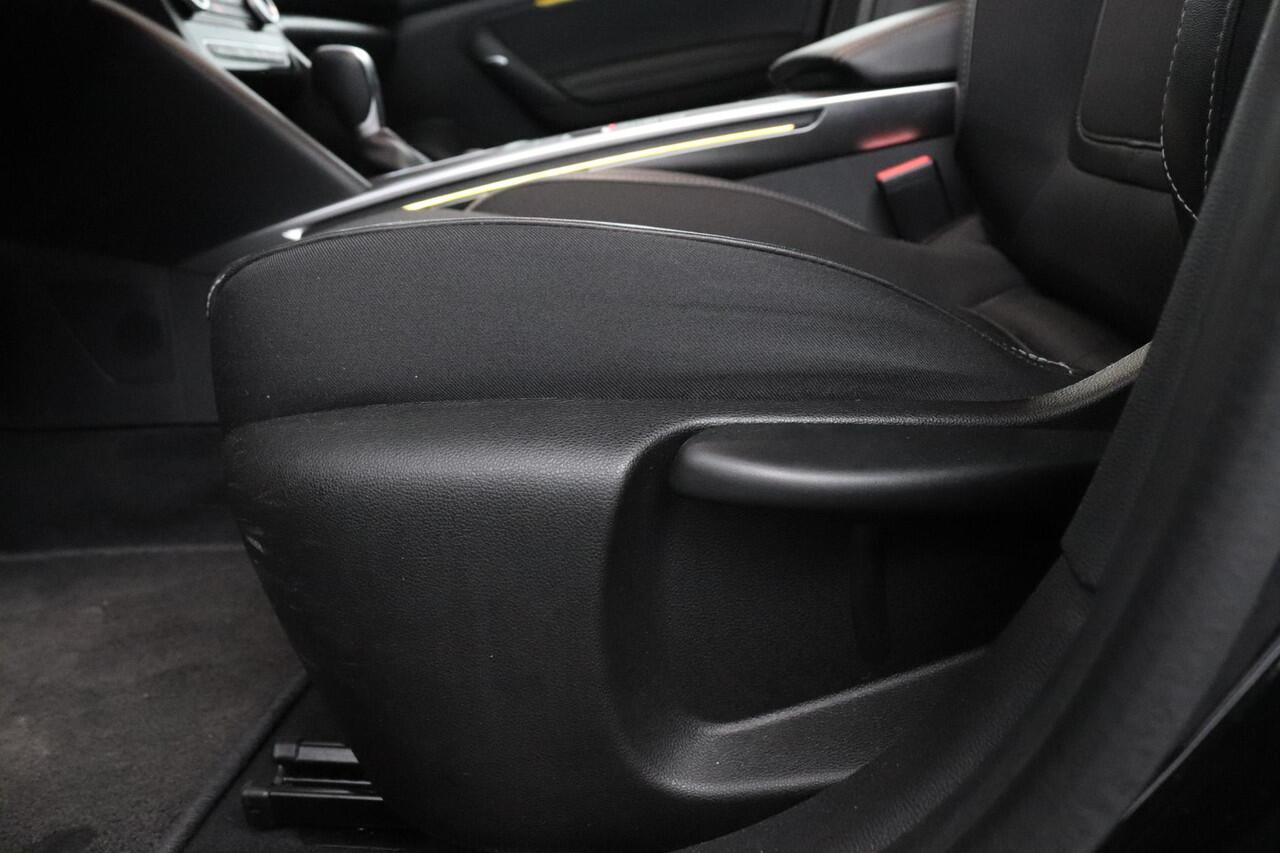 Renault MEGANE Estate 1.3 TCe 140 EDC Techno | Pack Winter | Pack Parking | Bose Audio |