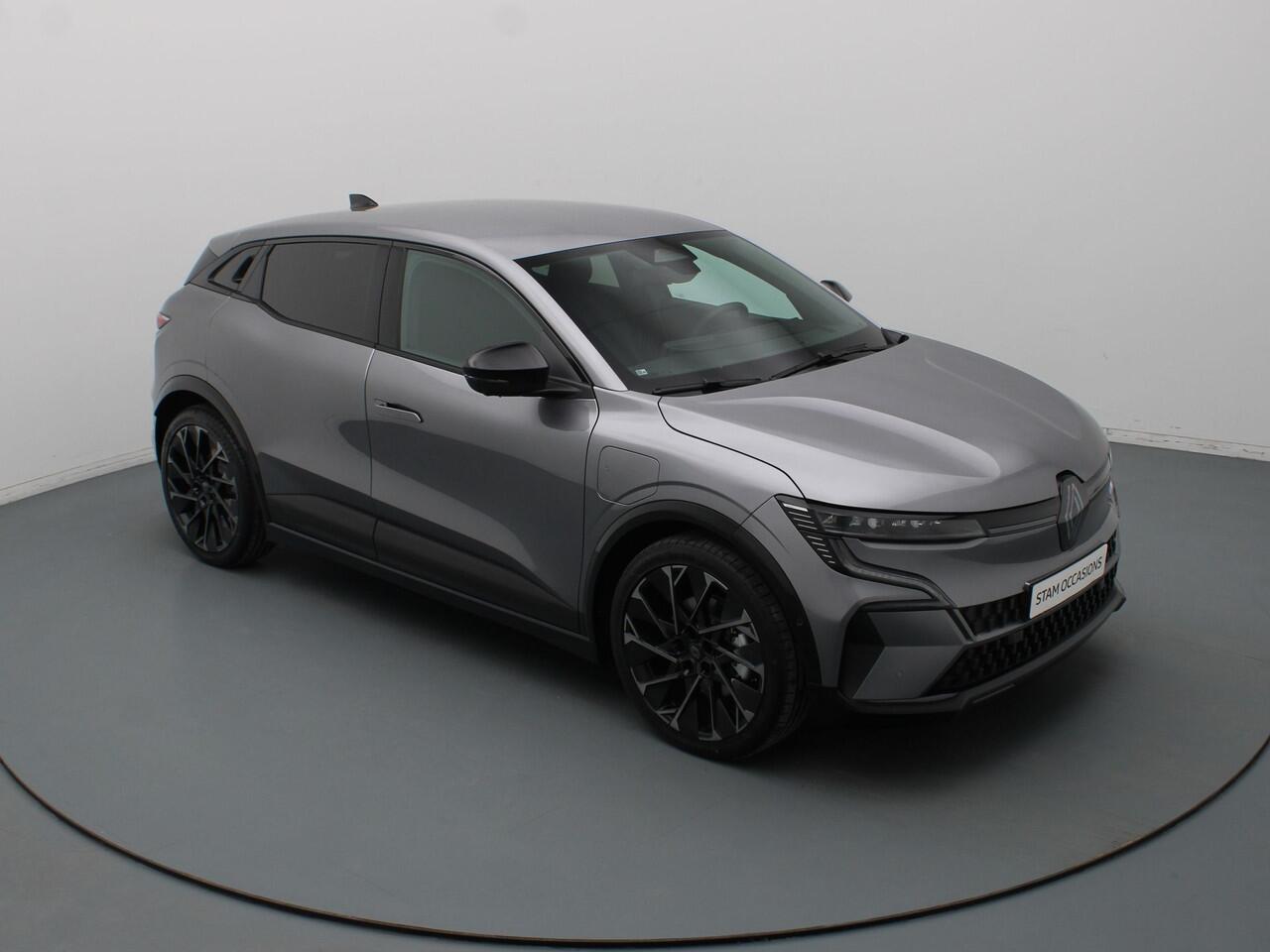 Renault MEGANE E-Tech comfort range esprit alpine 60 kWh Automaat Harman Kardon | 360° Camera | Adapt. Cruise | Stoel-/stuurverw.