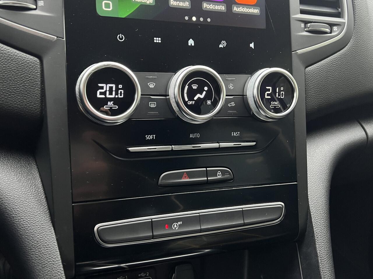 Renault MEGANE Estate 1.3 TCe 140PK Equilibre / Climate / Cruise / Parkeersensoren V+A / NAP /