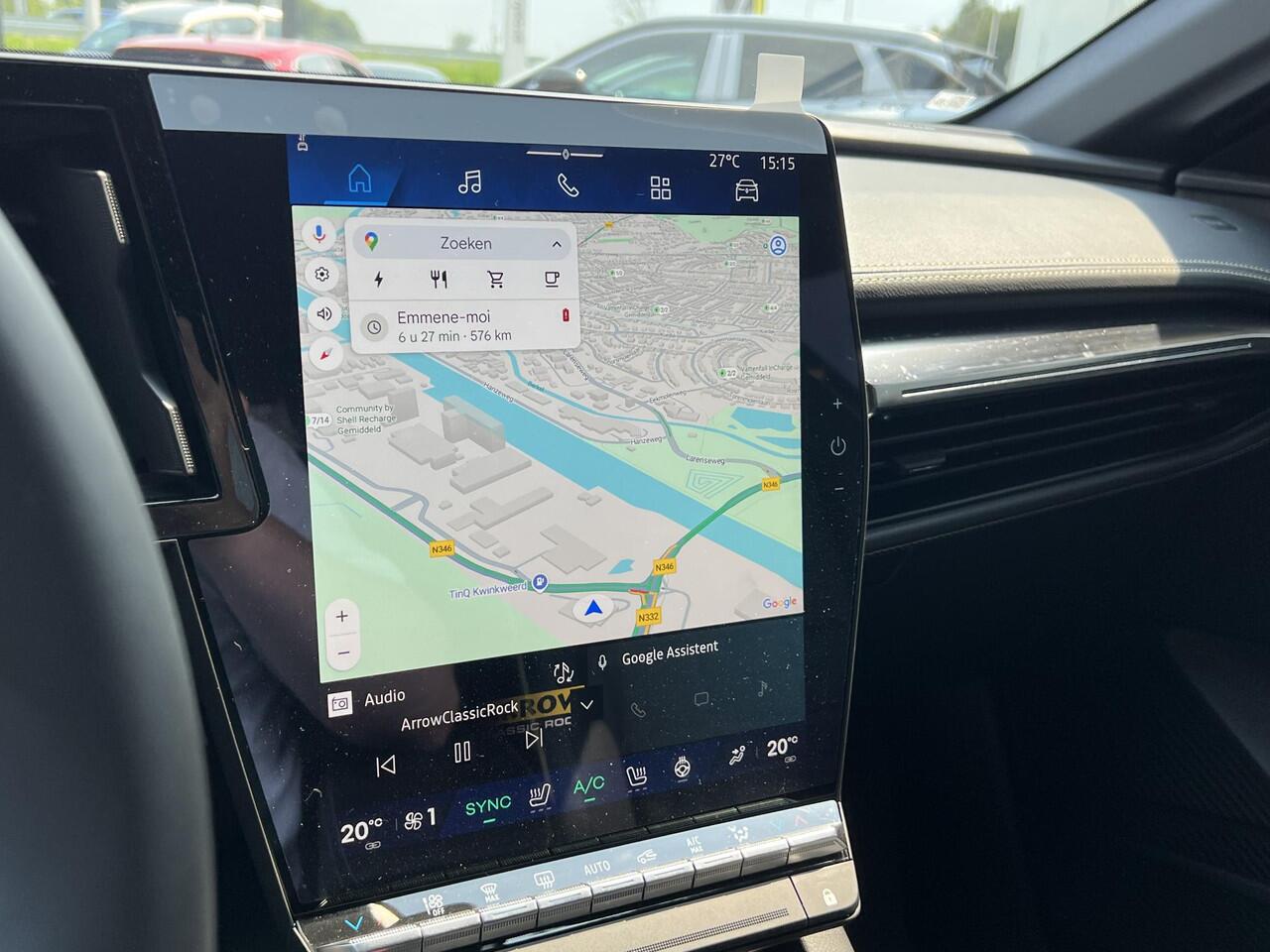 Renault MEGANE E-Tech comfort range iconic 60 kWh | Direct leverbaar | 360 graden camera | Stoel & stuur verwarming | Cruise adaptief | Harman & Kardon |