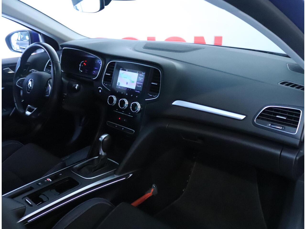 Renault MEGANE Estate 1.3 TCe 140 EDC Intens Clima | Navi | PDC | Lichtmetalen velgen 16" | Trekhaak |