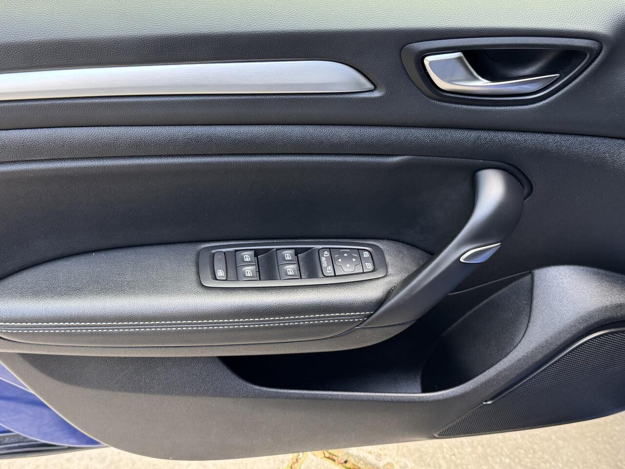 Renault MEGANE Estate 1.3 TCe 140pk Automaat Techno Navigatie Trekhaak Camera