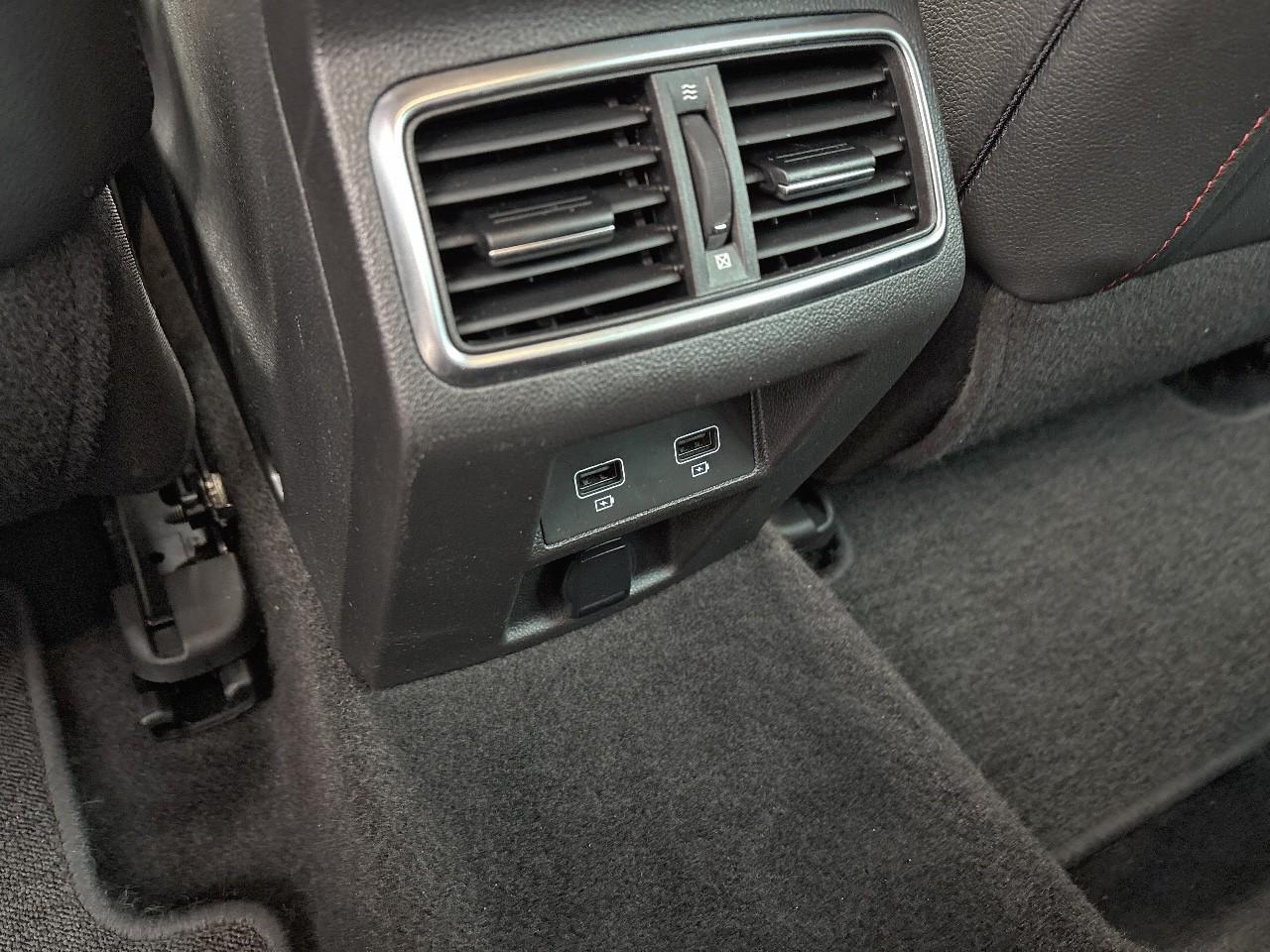 Renault MEGANE Estate 1.3 TCe R.S. Line